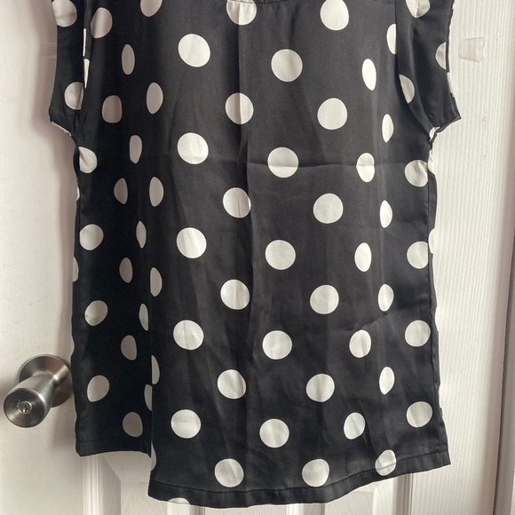 VILA CLOTHES SIZE SMALL POLKA-DOT TOP - Picture 6 of 6